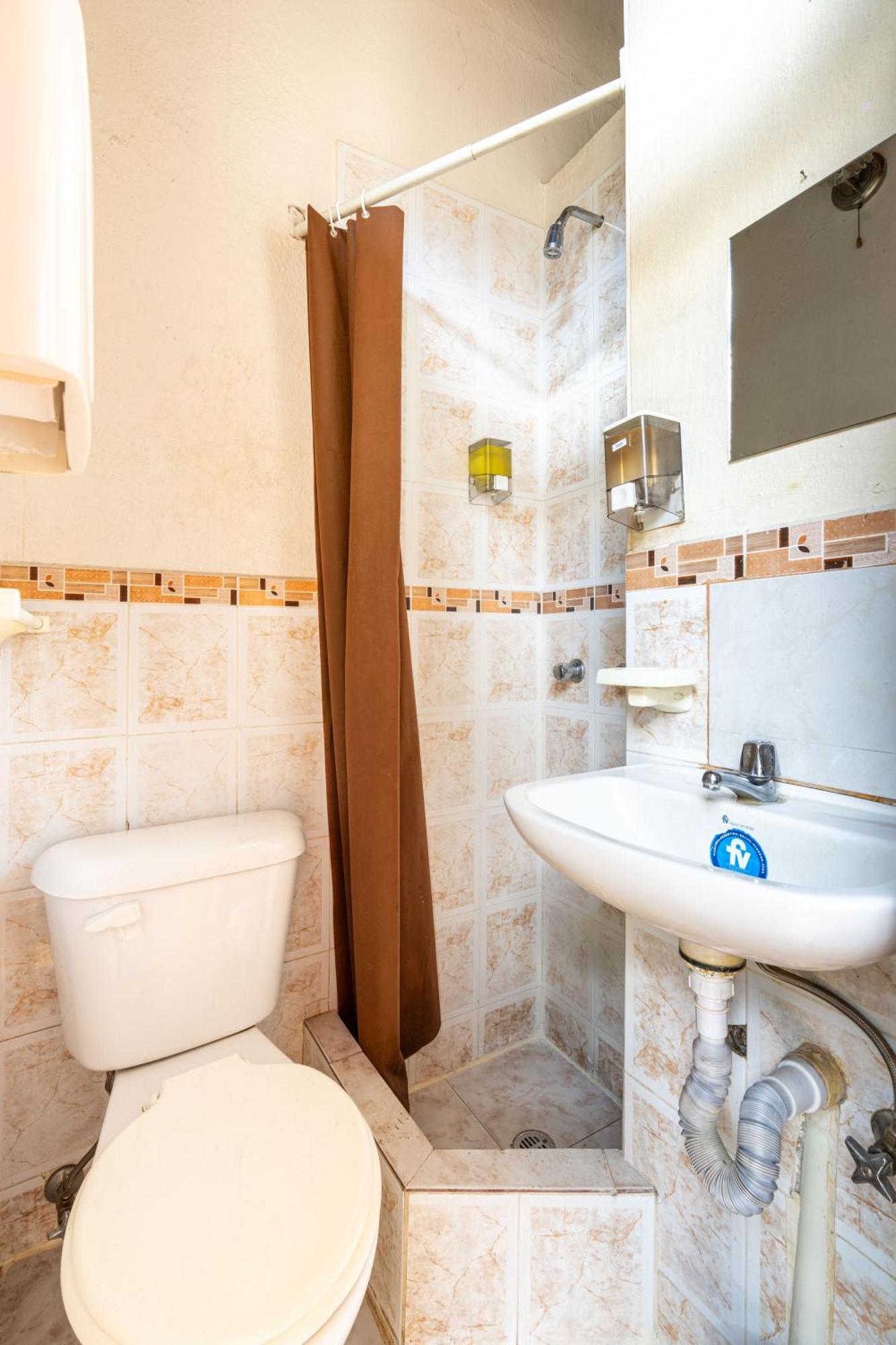 Hostal La Suite Sangolquí Exteriör bild