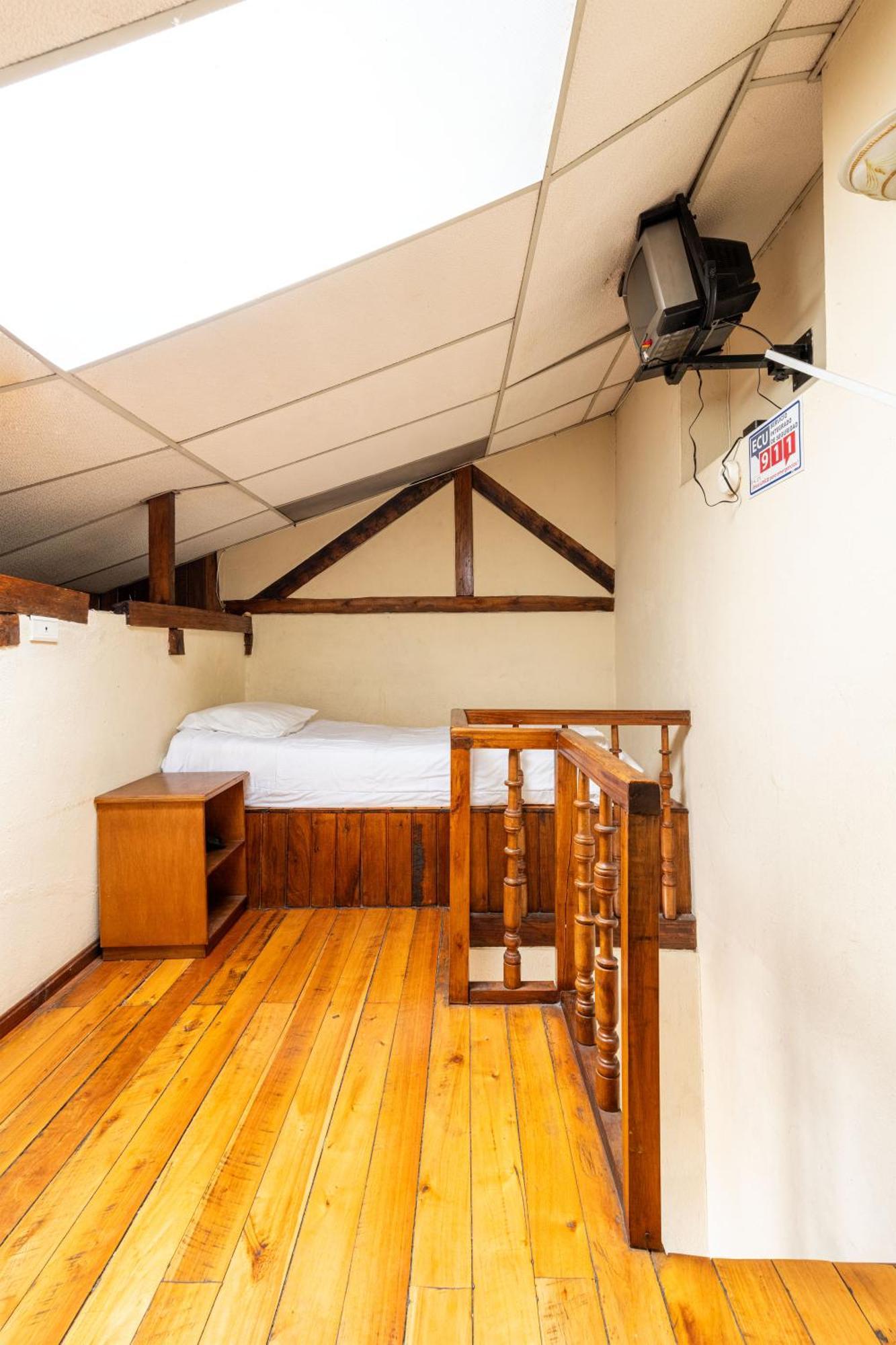 Hostal La Suite Sangolquí Exteriör bild